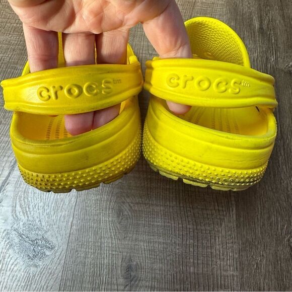 Crocs | Classic Clog Yellow - Picture 3 of 7